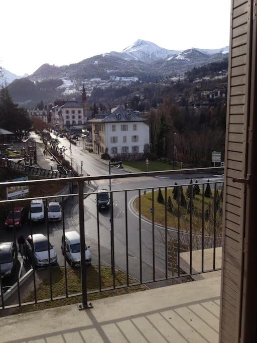 Appart Cosy Et Lumineux Au Coeur De Saint Gervais Exterior foto